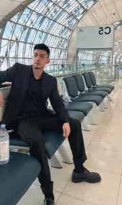 图片[7]-正装绝绝子！会穿搭的暖男了解一下 | 网红帅哥-小蓝短视频