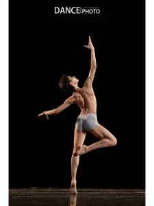 图片[10]-写真 | 舞者的高难度舞姿，展示舞蹈之美-小蓝短视频