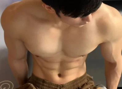 183cm浙江人鱼线肌肉立体男大！