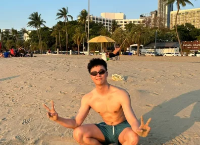 冬天别偷懒！185cm白袜男邀你寒冬坚持健身