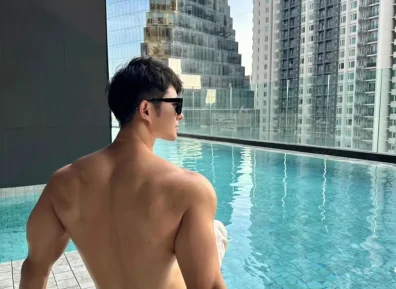 185cm大胸肌腹肌+双开门简直太炸裂了!