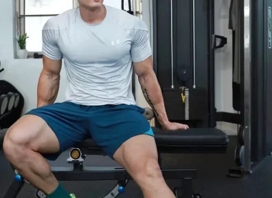 肌肉男神一线私教、模特、冠军多重身份全能展示