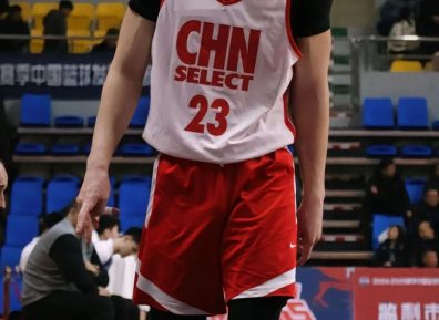 193cm山东体育生男大，19岁大弟弟真的超可以！