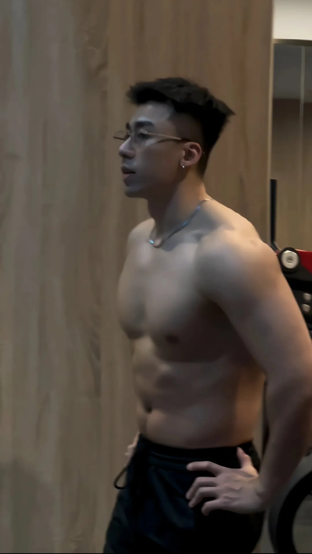 图片[11]-内蒙古的运动男大人夫感MAX！长得太粗壮啦！！-小蓝短视频