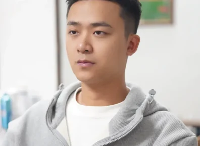 “两边铲光,中间不动”,今年就剪这几款发型,清爽帅气又有型!