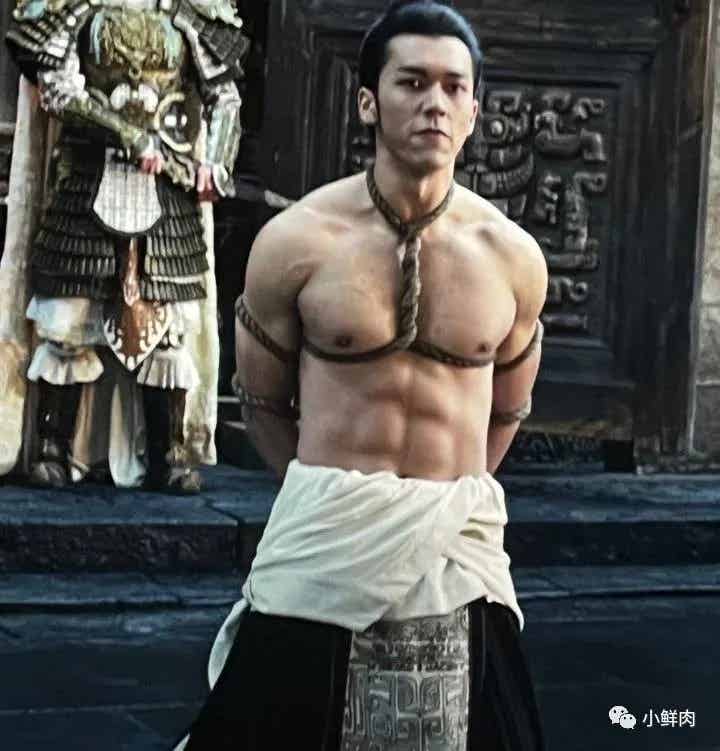 图片[5]-被吓晕！封神2陈牧驰的大胸肌变成这样子了！！-小蓝短视频