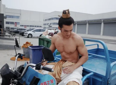 被吓晕！封神2陈牧驰的大胸肌变成这样子了！！