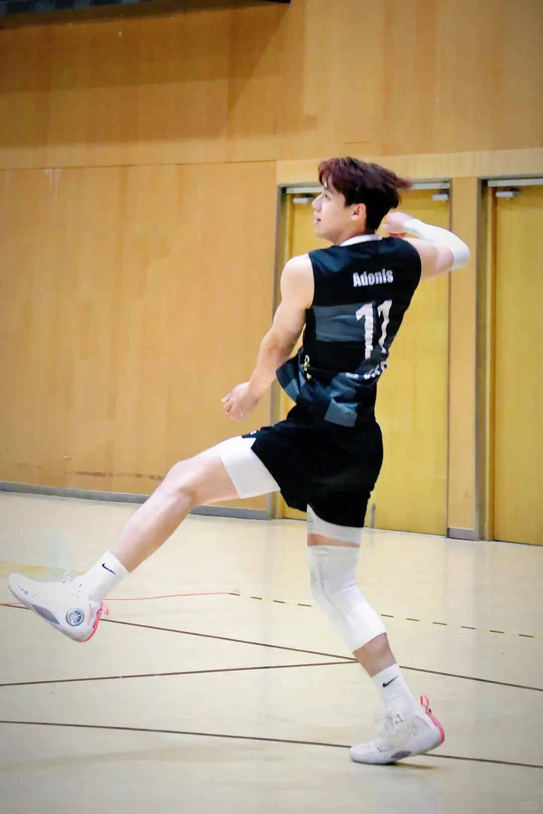 图片[50]-从球场到时尚圈，他的切换之间，穿梭在激情与时尚的交汇处！-小蓝短视频