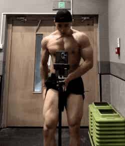 图片[23]-抖音大网红细狗任的瓜都吃了吗？采访视频已疯传....-小蓝短视频