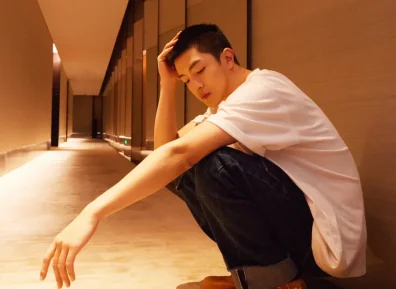 黑料越猛，荷尔蒙越炸？屈楚萧的“男德粉碎机”人设，戳中的是什么嗨点？