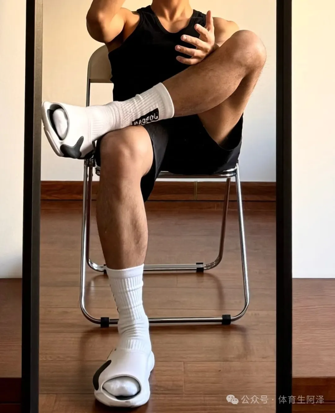 图片[2]-粗腿大包黑皮体育生，持久打桩，男友直呼扛不住......-小蓝短视频