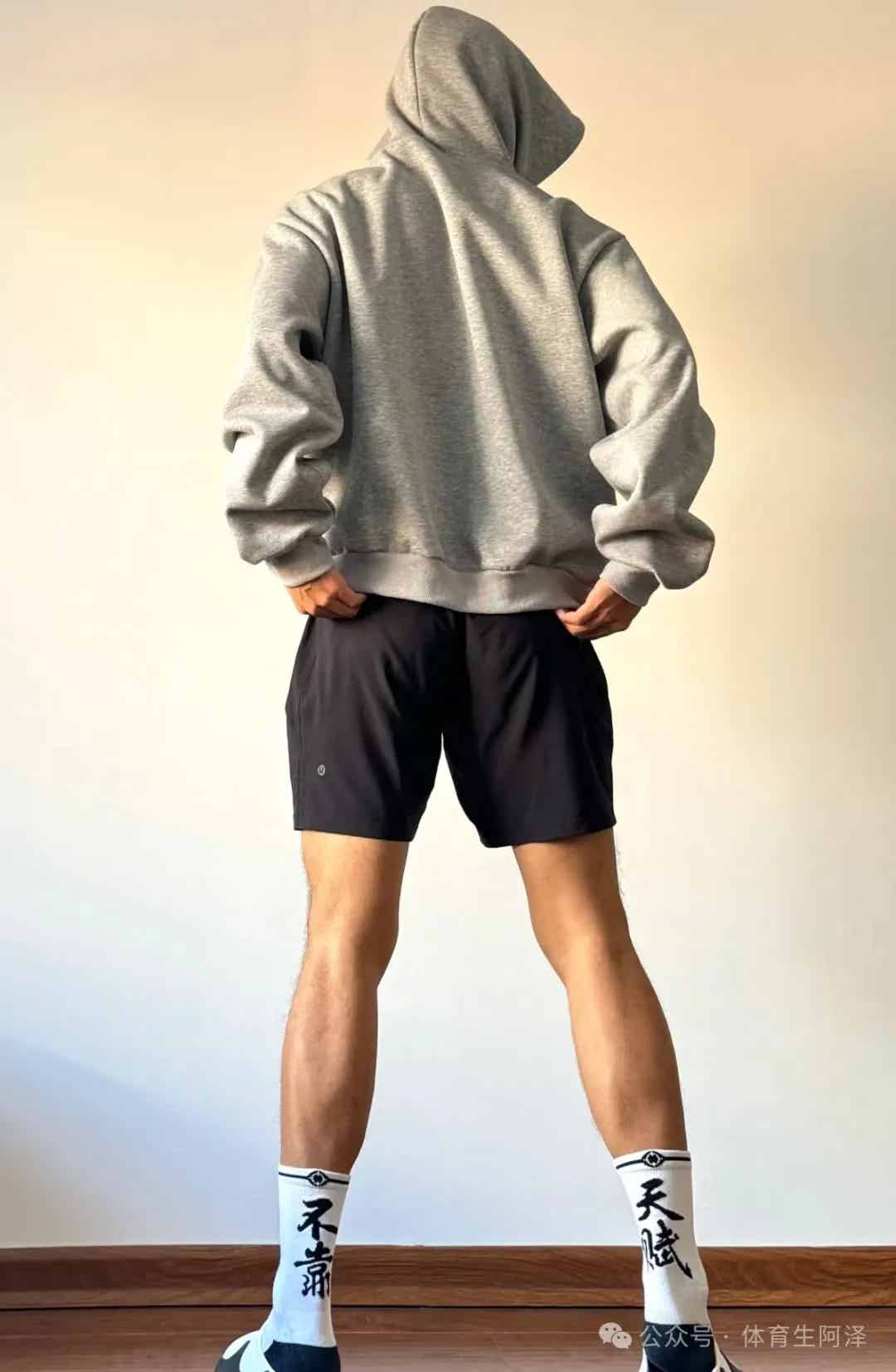 图片[5]-粗腿大包黑皮体育生，持久打桩，男友直呼扛不住......-小蓝短视频