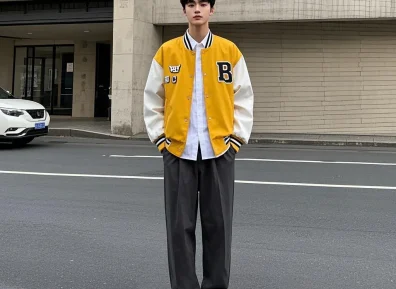 男生春季“棒球服+衬衫”穿搭，这3套阳光帅气，满满的少年感！