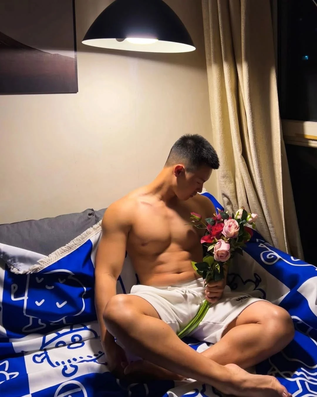 6个腿部训练动作，燃烧赘肉，打造粗壮的大腿！