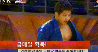 熊圈天菜安昌林当爸爸后，还爱上下跪了？