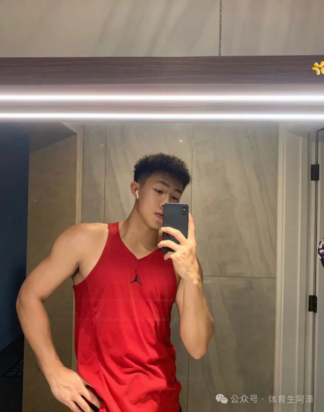 185cm篮球体育生1s被前男友调成了m?网友不语，只是一味的求教程......