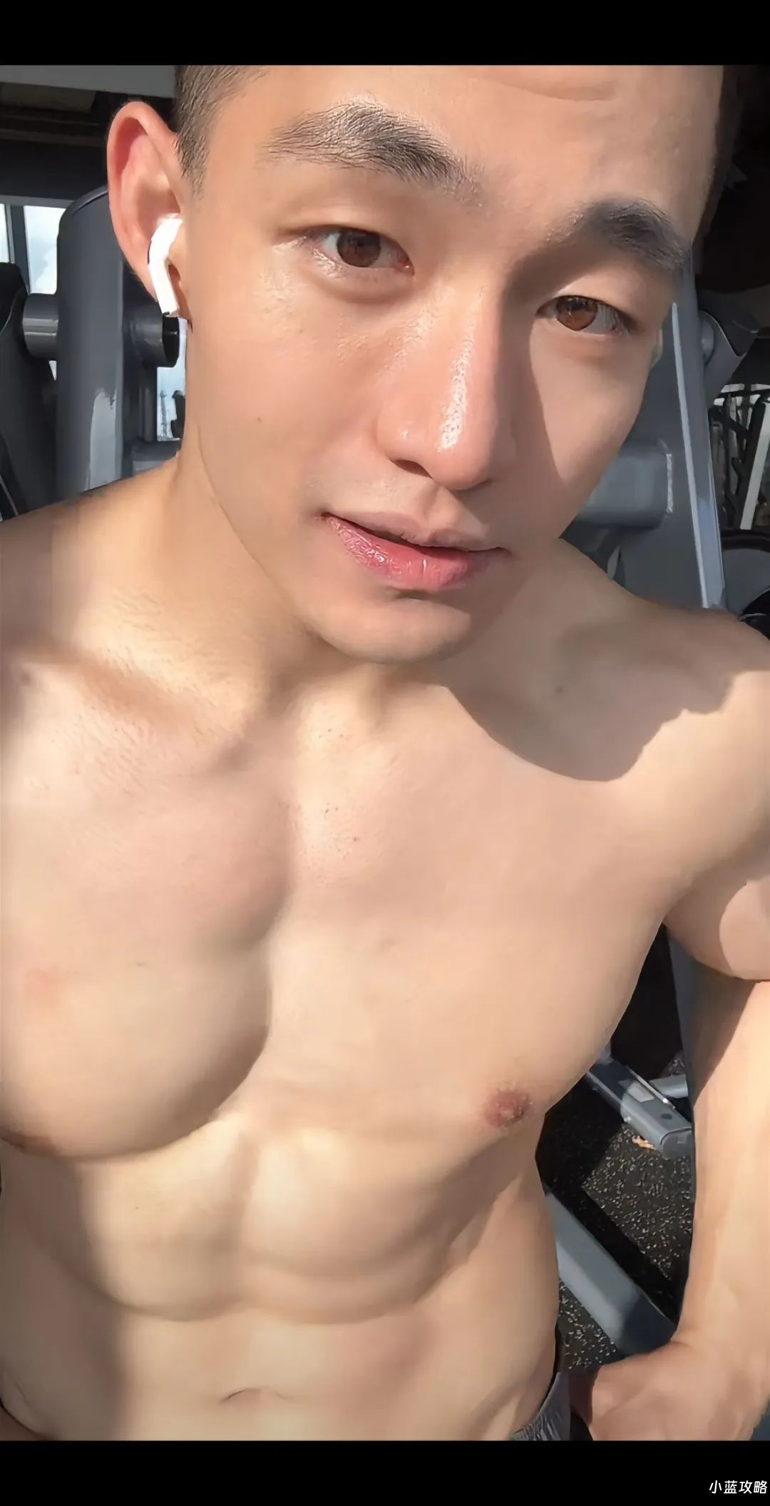 192CM山东粗壮男大被女记者采访了?小视频要价六千?他本人回应了!