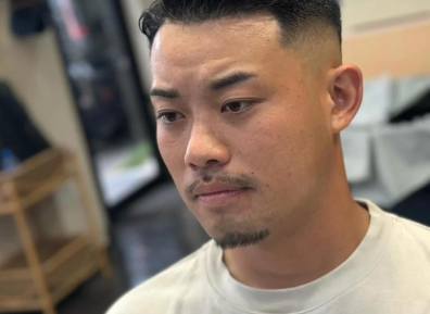 30+的男士想要“改头换面”，剪这3款时尚发型，瞬间提升颜值！