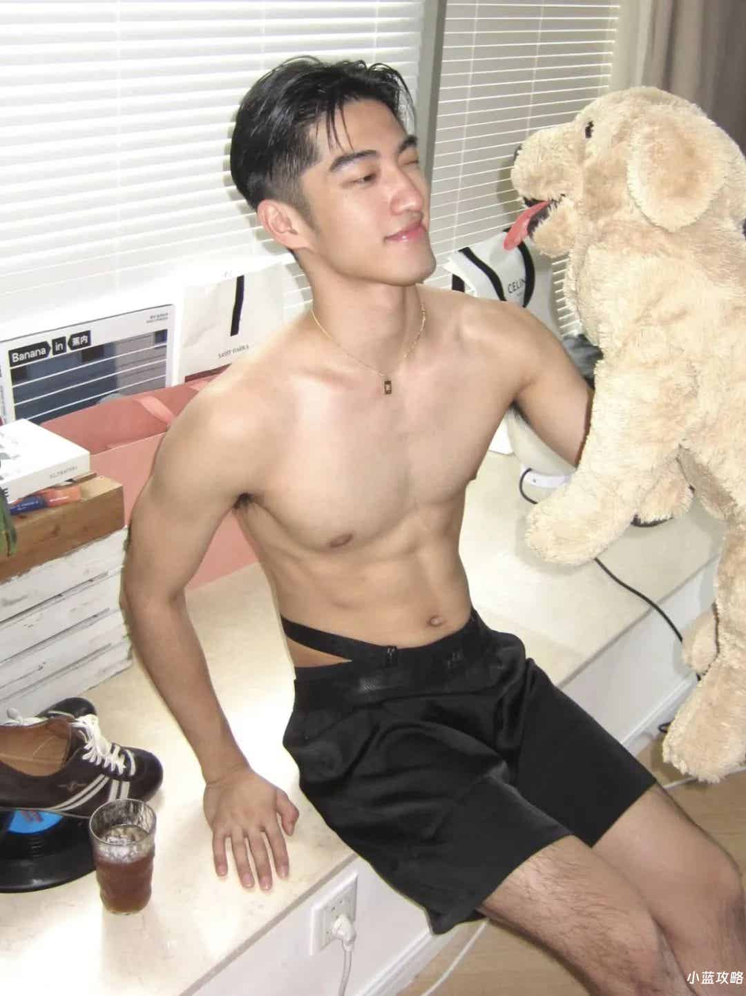 图片[8]-人家秋雅结婚，你一个大鼻子伴郎又唱又跳的！-小蓝短视频