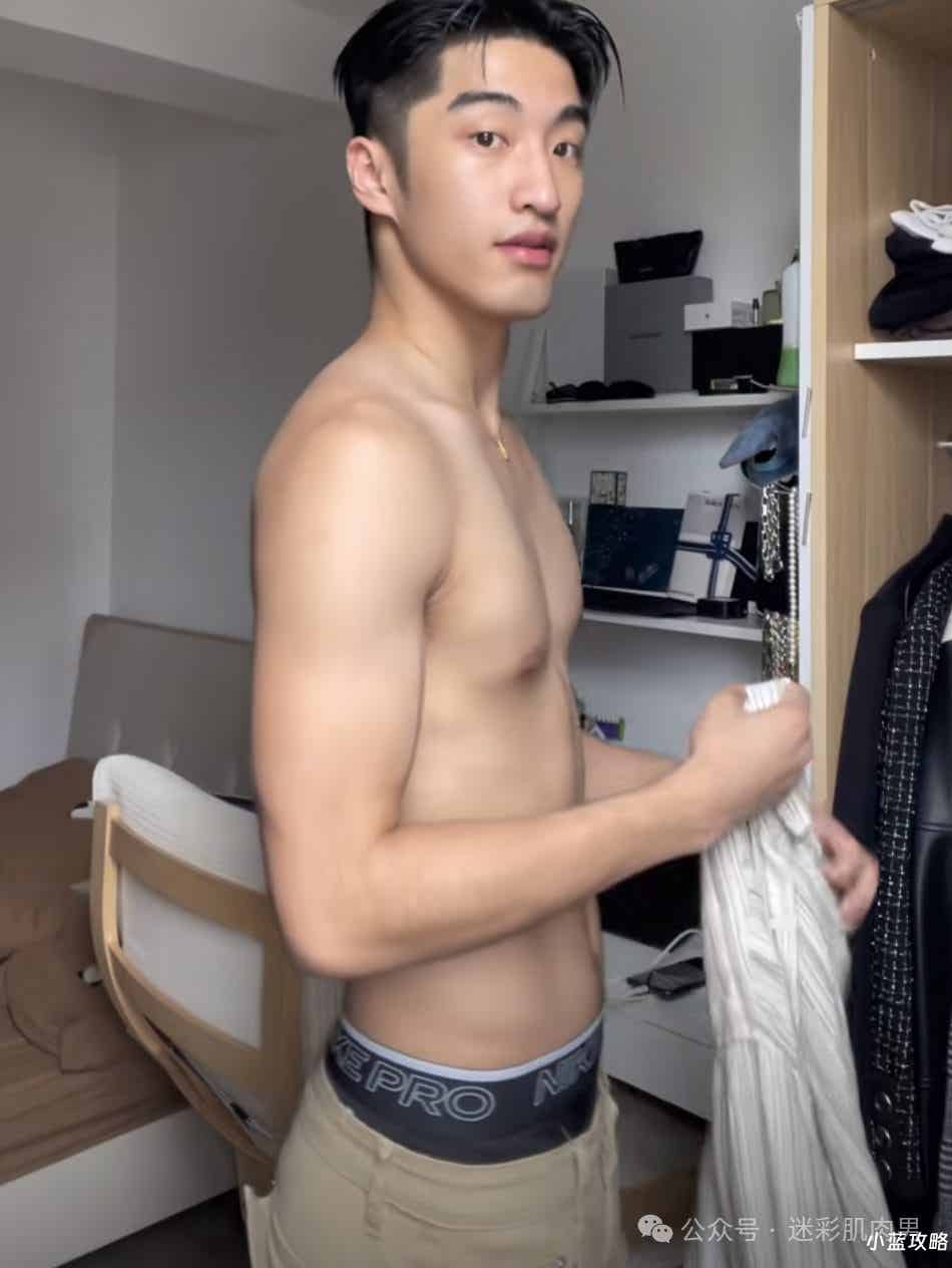 图片[21]-天呐又一个超帅的大鼻子伴郎洗澡照火出圈，真的超爱！-小蓝短视频