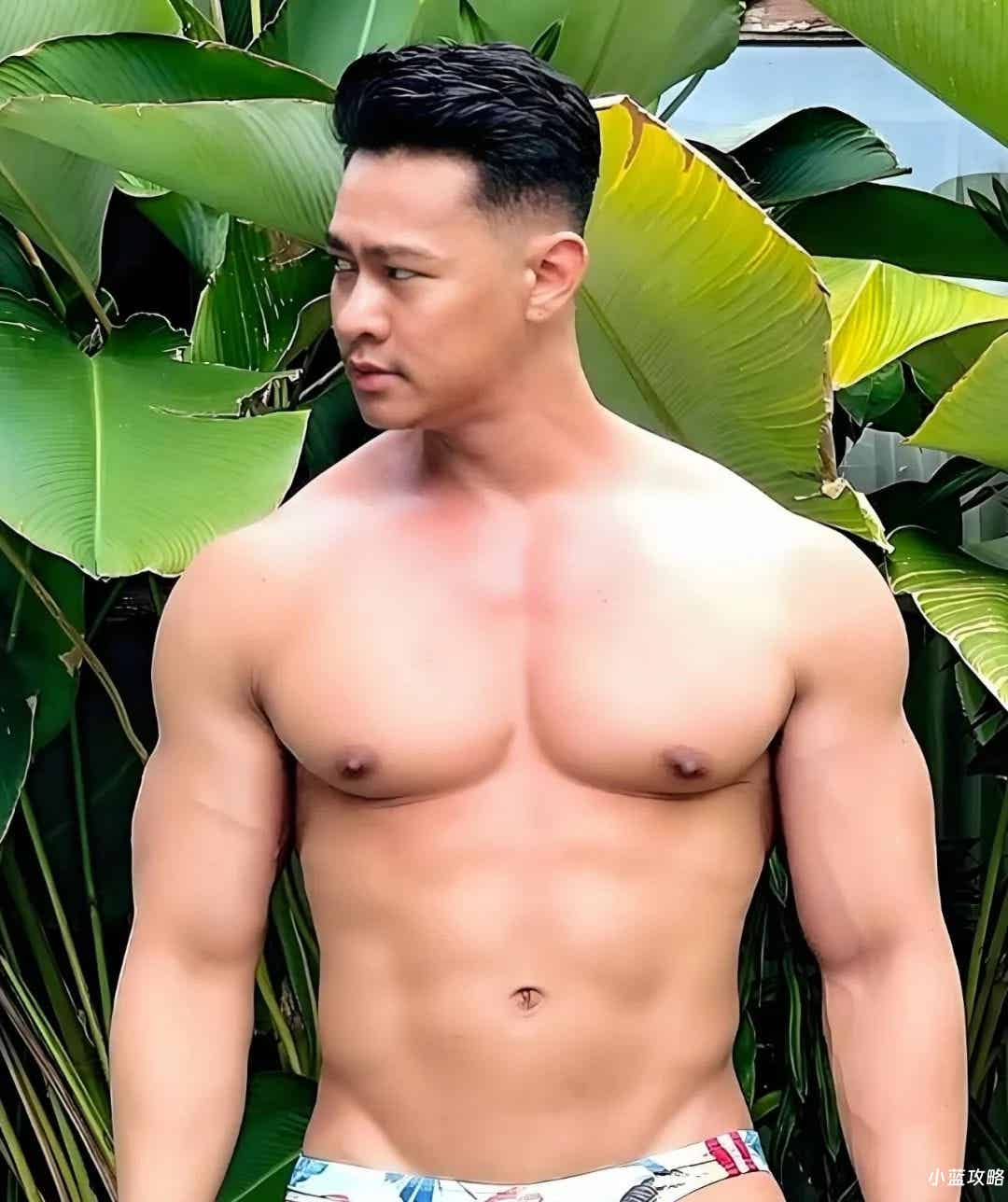 男生剪“露额”发型轻熟帅气，建议试试这3款，尽显男性魅力！-小蓝短视频