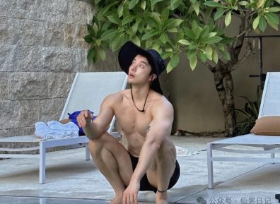 这两个体育生合体，拿捏了流量密码