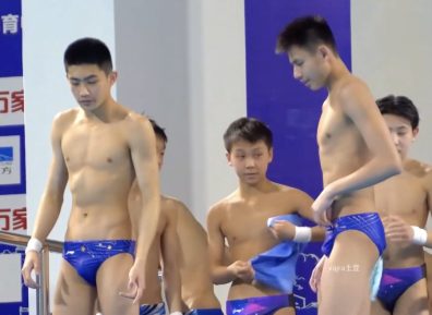 体院18的跳水弟弟视频太好看了!长的太大实力强悍!