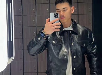 25岁上海健身网红,身高187cm麒麟臂配麻将腹肌,谁能想到他曾胖到240斤?