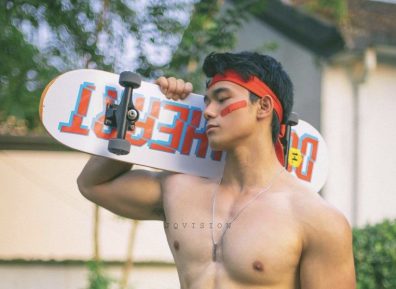 夏日往事 Youth Slipped Away:一场关于青春、遗憾与未言之爱的视觉叙事