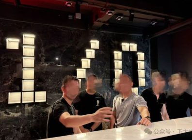 泰国泼水节前夕，曼谷新开一家“1/0桑拿浴室”