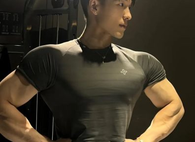 离谱,帅哥健身男模诱惑金主反被吊。最终人财尽失......