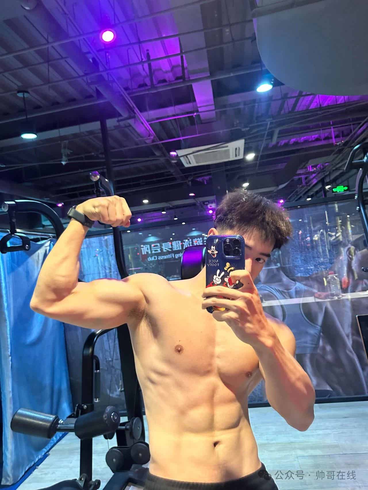 图片[6]-184CM肌肉健身模特，是你喜欢的类型吗？-小蓝短视频