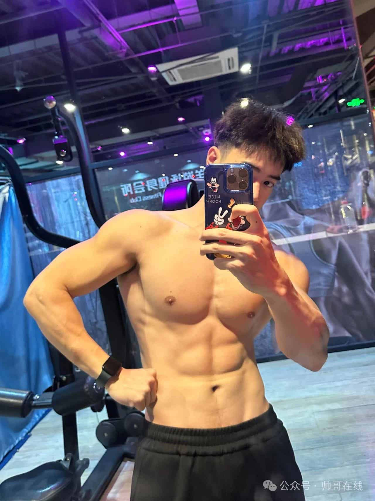 图片[7]-184CM肌肉健身模特，是你喜欢的类型吗？-小蓝短视频