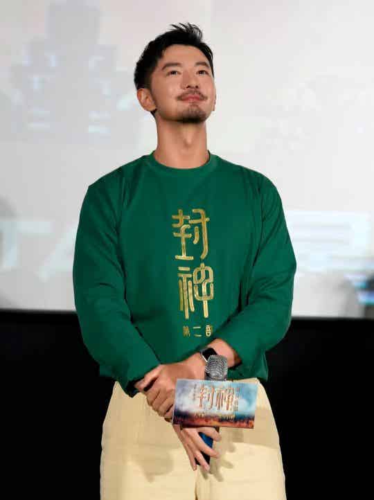 图片[4]-SM出道的胸毛男刘潮天菜！封神2大老公被锁定啦！！-小蓝短视频