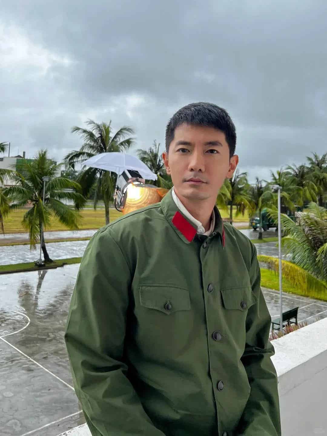 图片[8]-SM出道的胸毛男刘潮天菜！封神2大老公被锁定啦！！-小蓝短视频