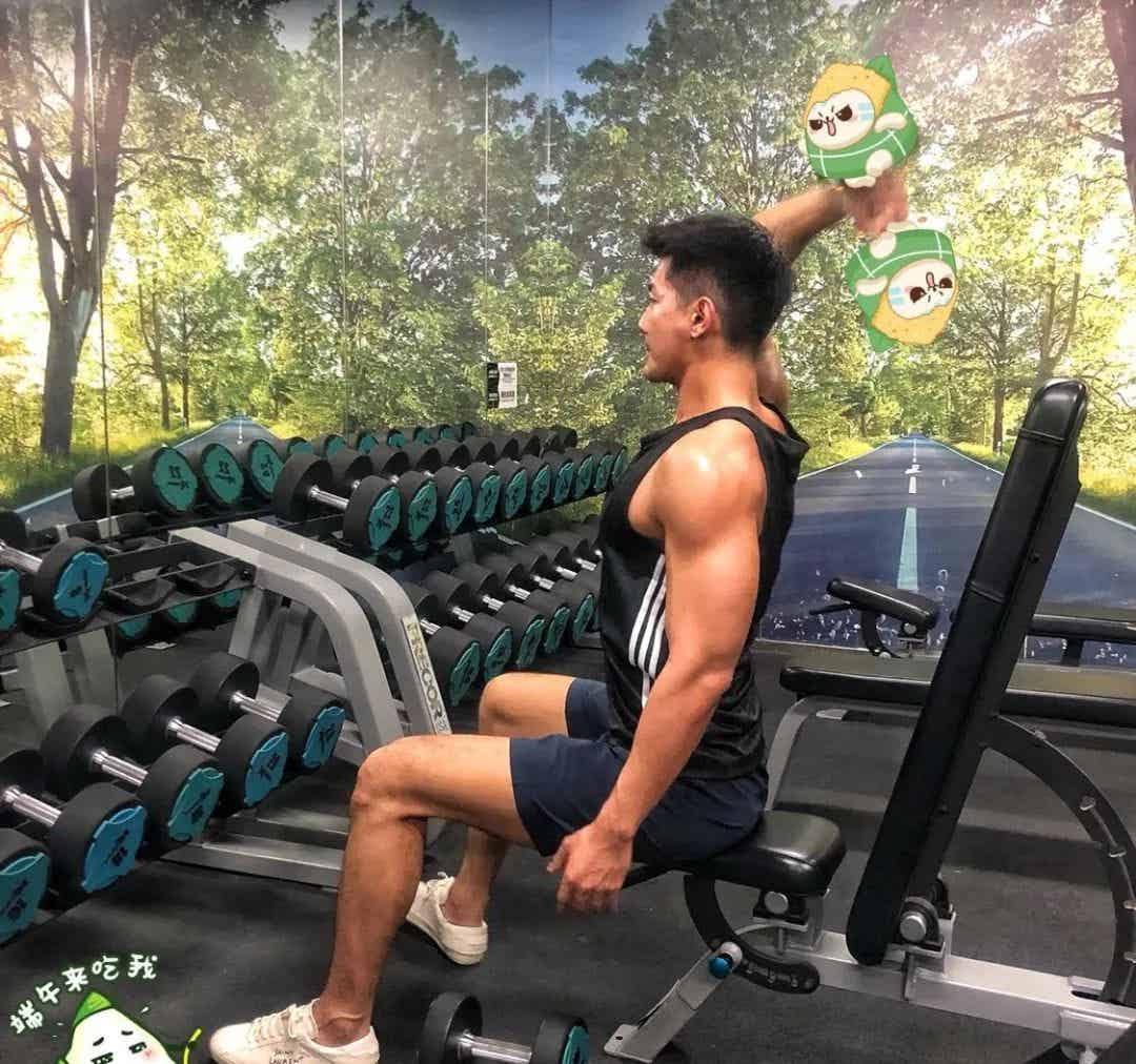 图片[12]-SM出道的胸毛男刘潮天菜！封神2大老公被锁定啦！！-小蓝短视频