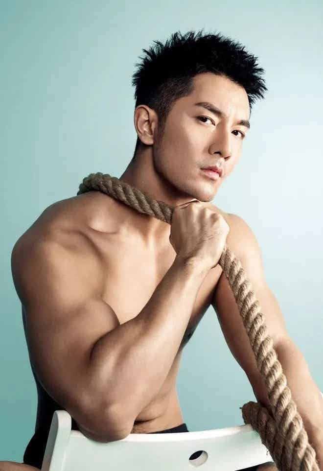 图片[14]-SM出道的胸毛男刘潮天菜！封神2大老公被锁定啦！！-小蓝短视频