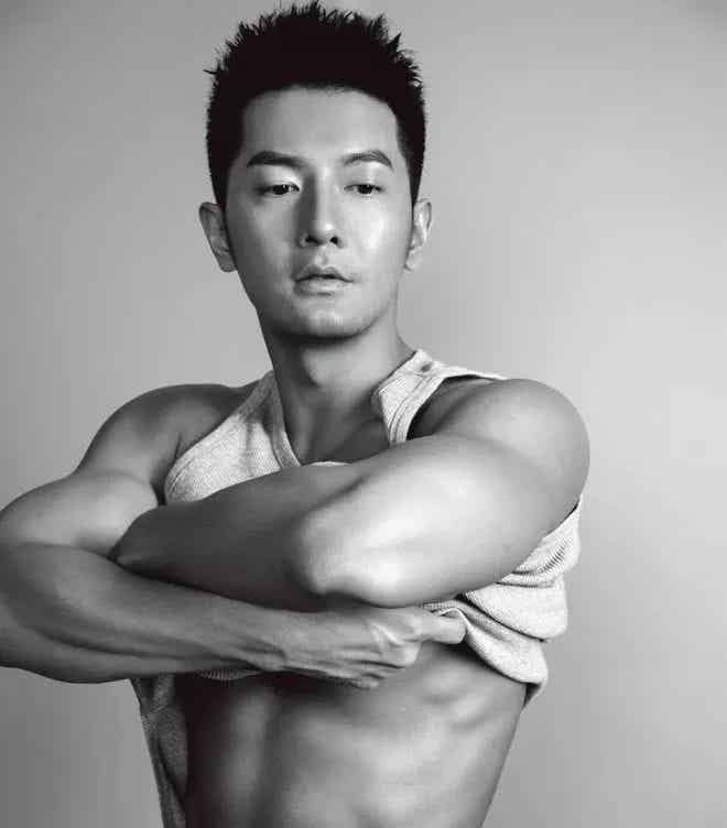 图片[15]-SM出道的胸毛男刘潮天菜！封神2大老公被锁定啦！！-小蓝短视频