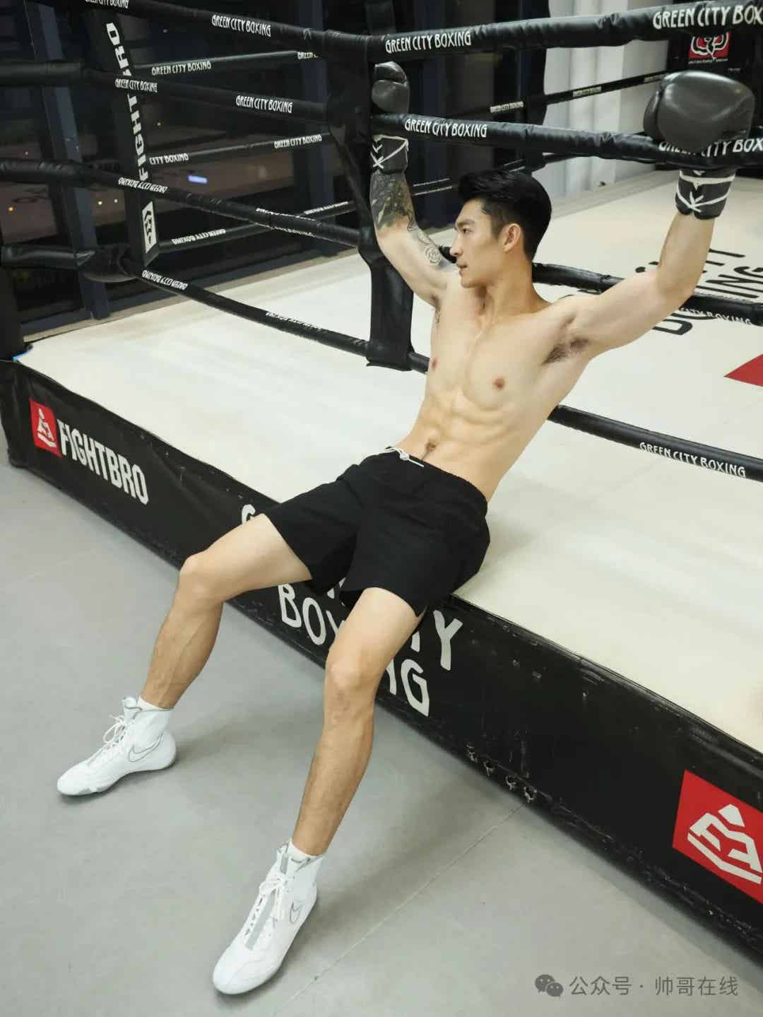 图片[6]-拳击场上的肌肉奶爸，完美型男气质！-小蓝短视频