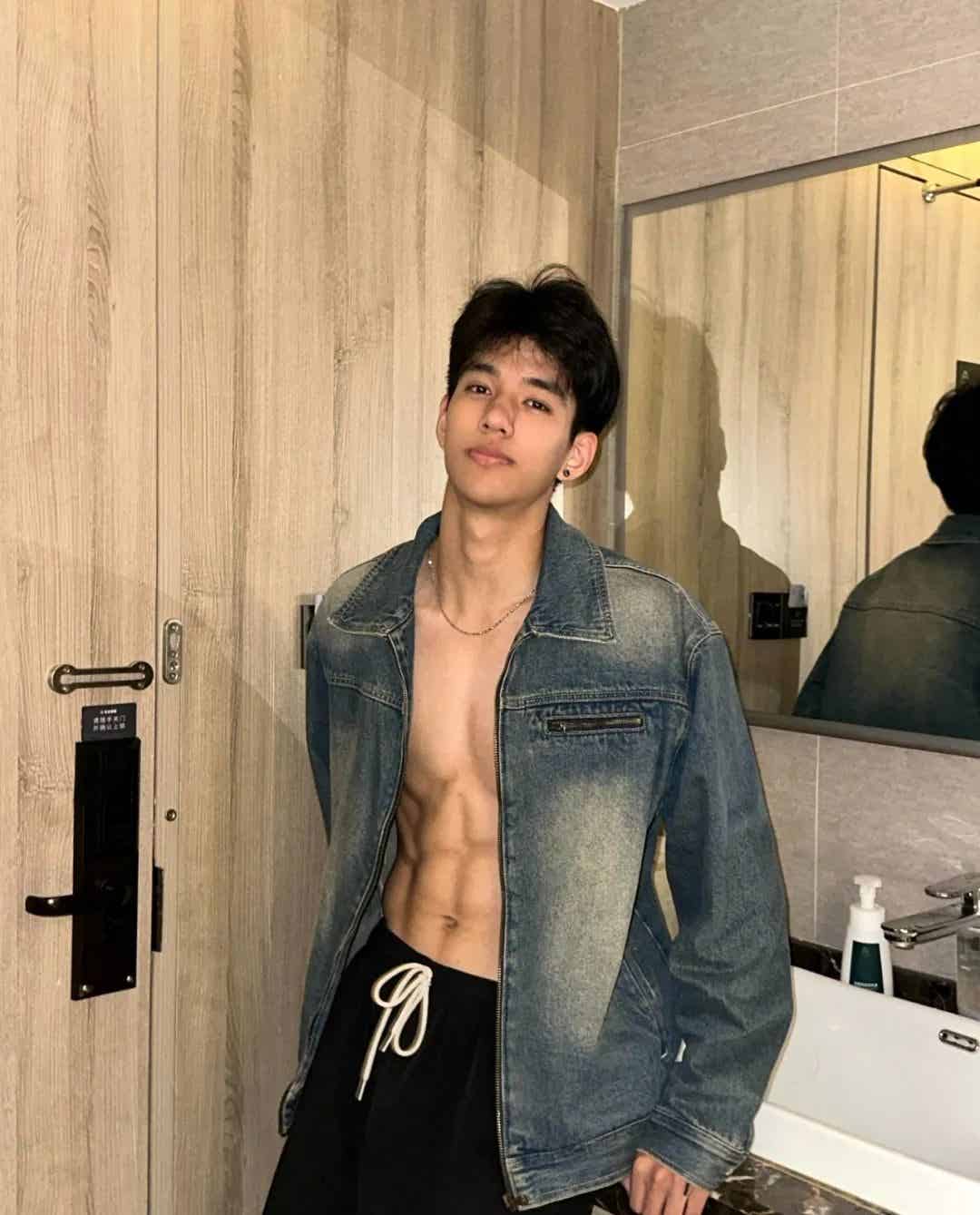 大鼻子山东黑皮薄肌男-小蓝短视频