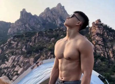 185CM山东肌肉汉子宽肩窄腰身材，又高又壮