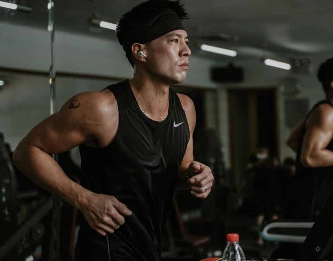 图片[10]-安志杰酒店自拍私照被男粉现场表白真的大..大老公！-小蓝短视频