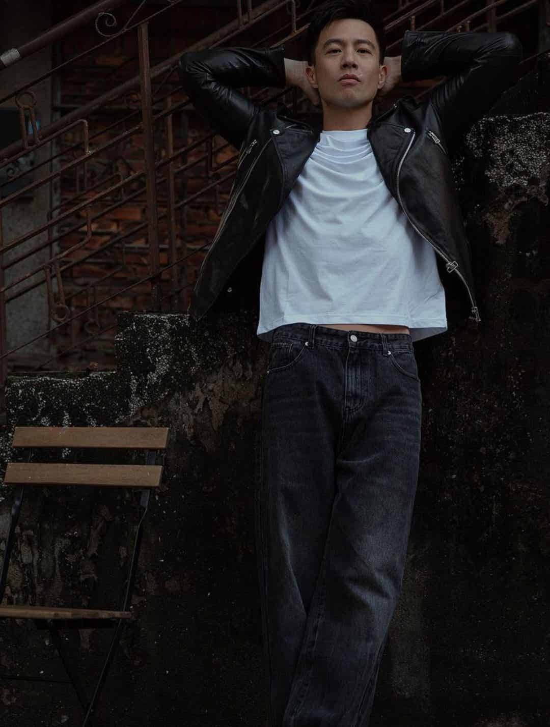 图片[12]-安志杰酒店自拍私照被男粉现场表白真的大..大老公！-小蓝短视频