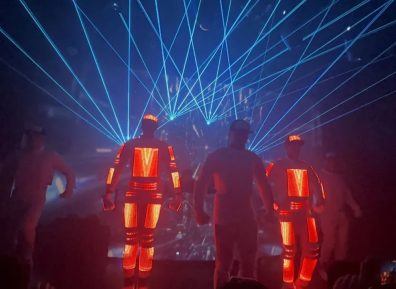 23岁男大每周去一次长沙gay吧，自嘲快变“老鸨”了