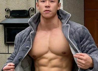 男生别嫌弃“两边铲”发型，这3款潮流又清爽，剪完不帅你打我！