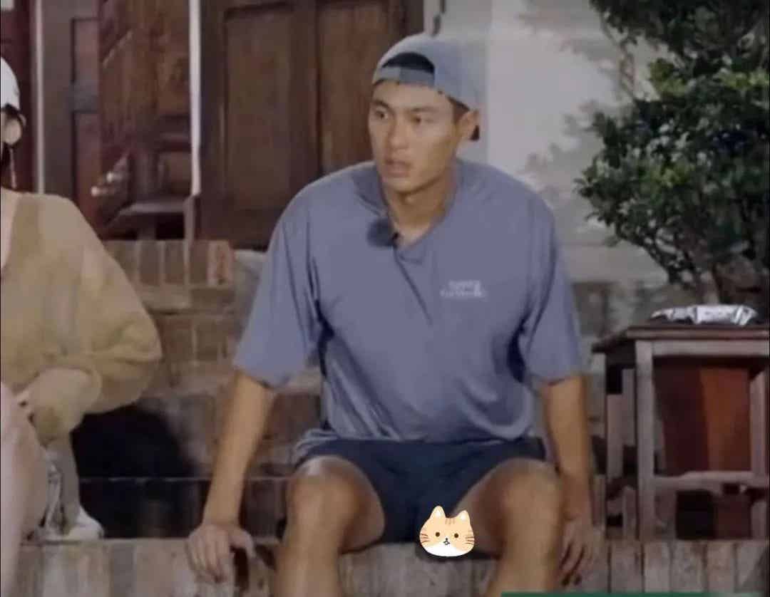 图片[1]-杨佑宁疑似走光，新名字“梅川内酷”！-小蓝短视频