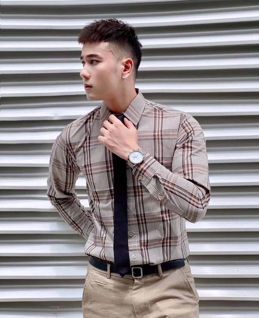 图片[1]-2025男生别乱剪发型，建议试试这3款造型，阳光又帅气！-小蓝短视频