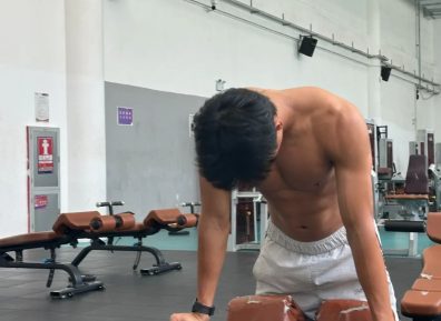 黑皮腹肌体育生弟弟，男大的张力你把持不住！