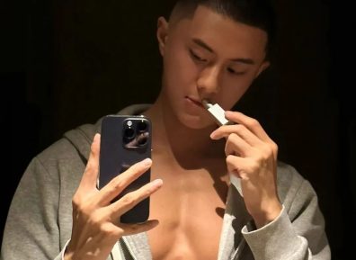 黑皮寸头极品体育生爆火推特，网友辣评："男友一周一换啊"