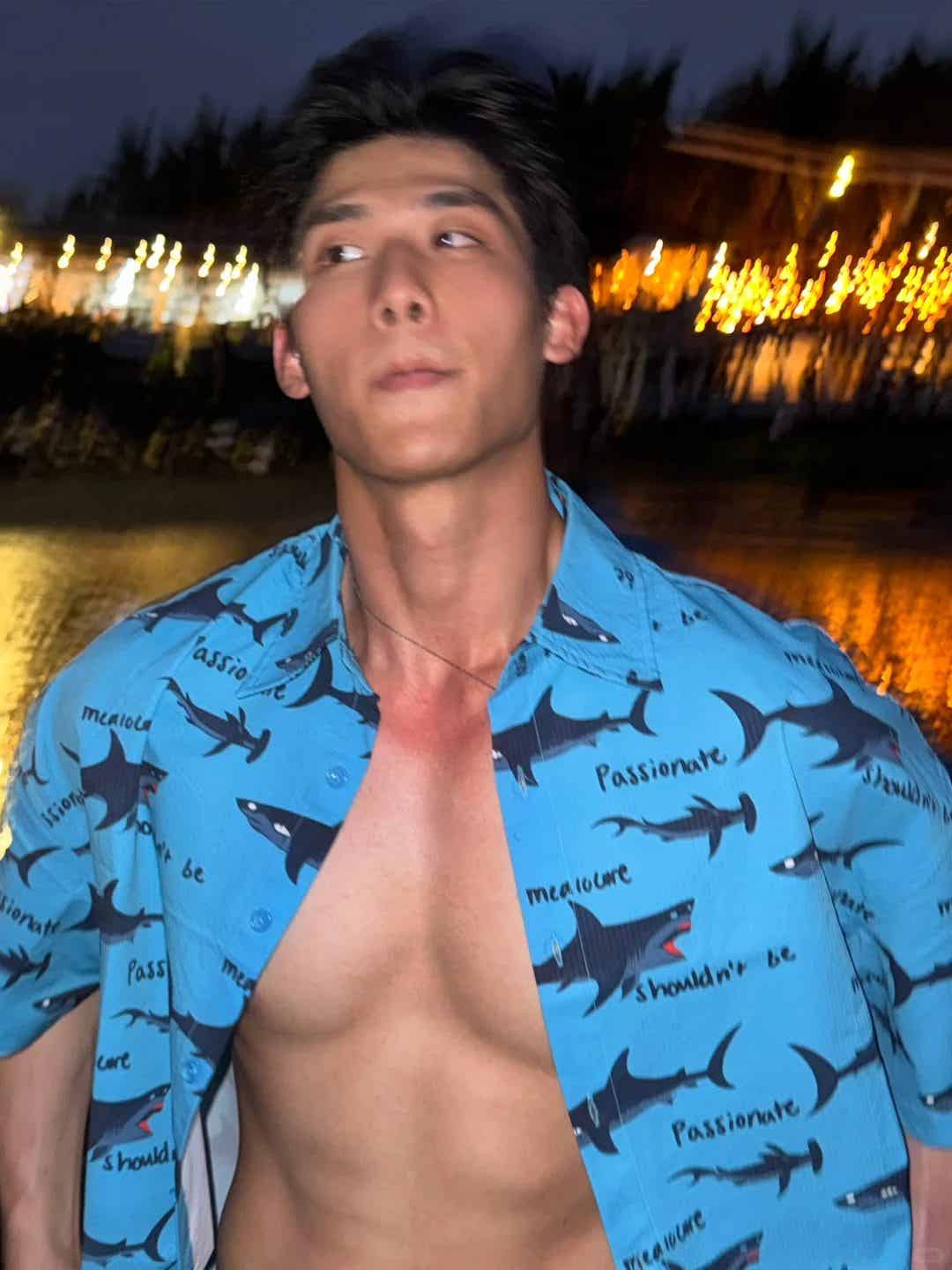 图片[12]-黑皮精瘦型男，时尚穿搭博主-小蓝短视频